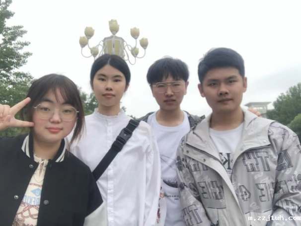 毅力和责任的坚持——记美国大学生数学建模竞赛特等奖提名奖团队