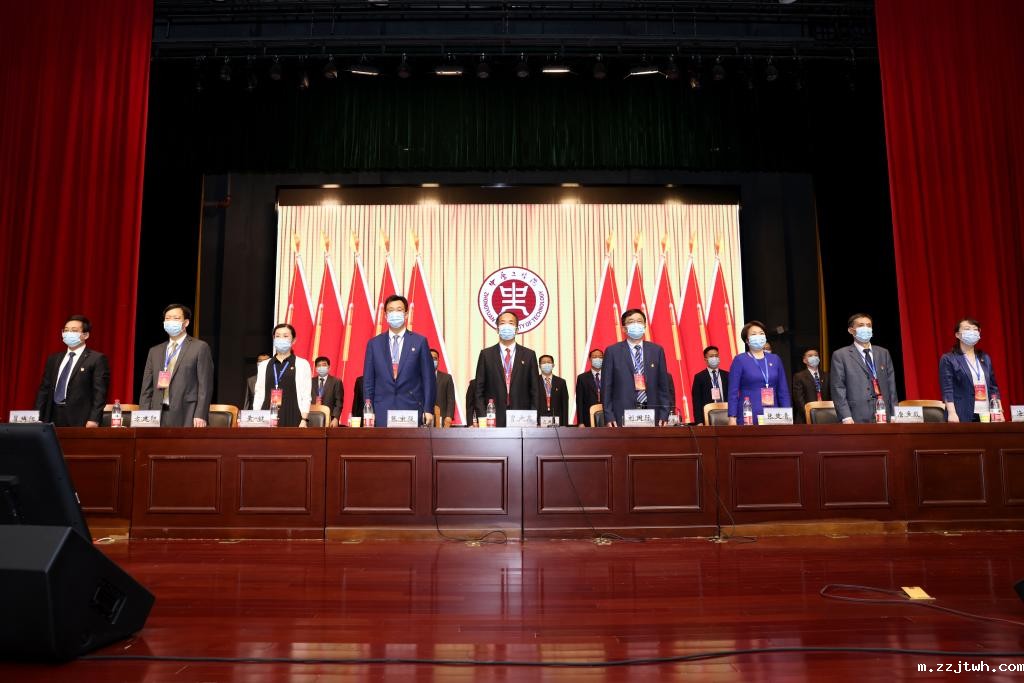 锚定新目标 建功新征程  为实现“更名大学”阶段性目标而努​力奋斗！